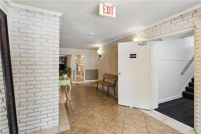 Photo - 395 Pharr Rd NE Unit 308
