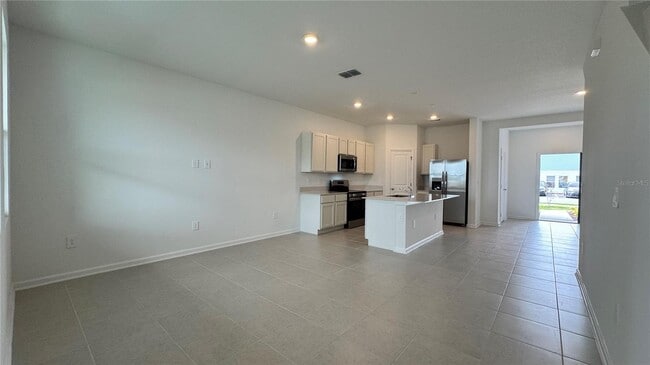 Photo - 325 Sol Vis Dr