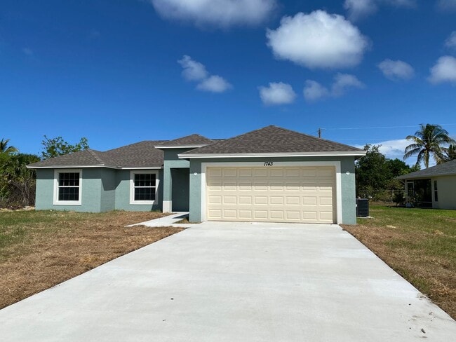 3/2 with Garage - 3/2 with Garage Casa