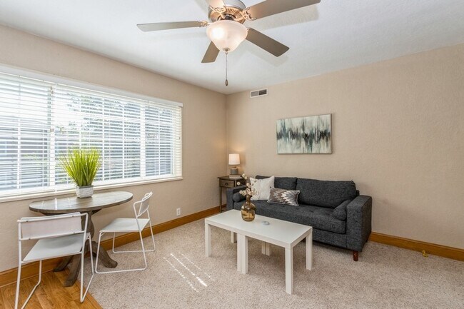 Photo - 313 Grandview Ct Unit 523