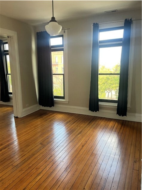 Photo - 1629 W Grand Ave