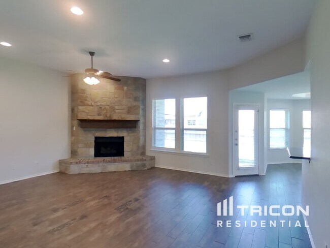 Photo - 3107 White Horse Ct