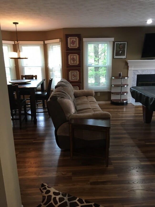 Photo - 7569 Cherryhill Dr