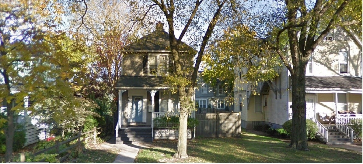 Photo - 2141 Maple Ave