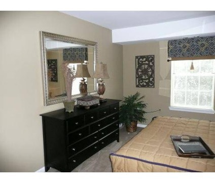 1BR, 1BR - 870SF - Bedroom