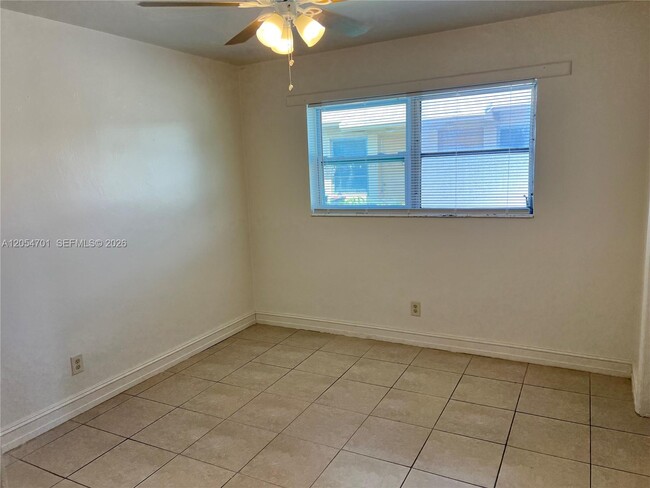 Photo - 2910 NW 92nd St Unit 2930