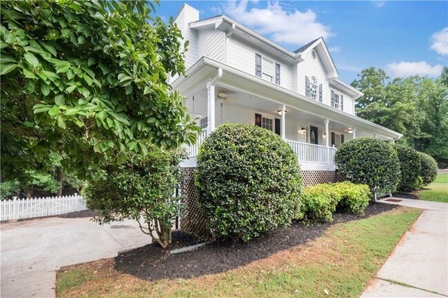 Photo - 328 Deerwood Dr