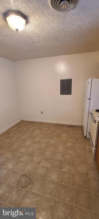 Photo - 319 Pendleton Dr Unidad D