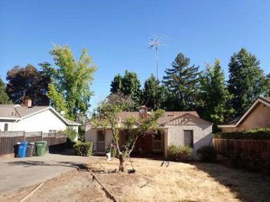 Building Photo - 14486 Oak Pl Rental