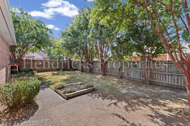 8697 Citrus Bend Dr