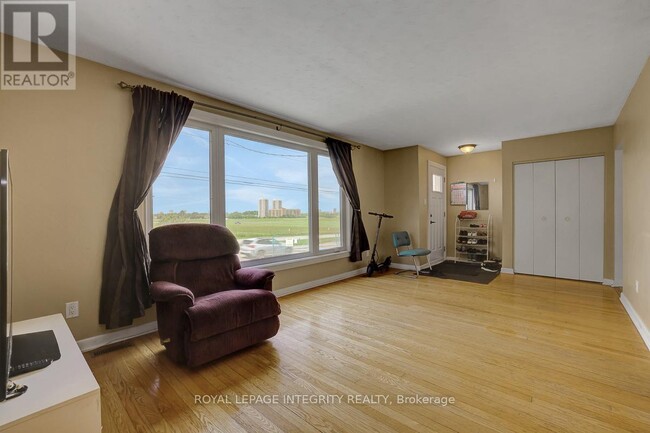 Photo - 892 Baseline Rd Unit A