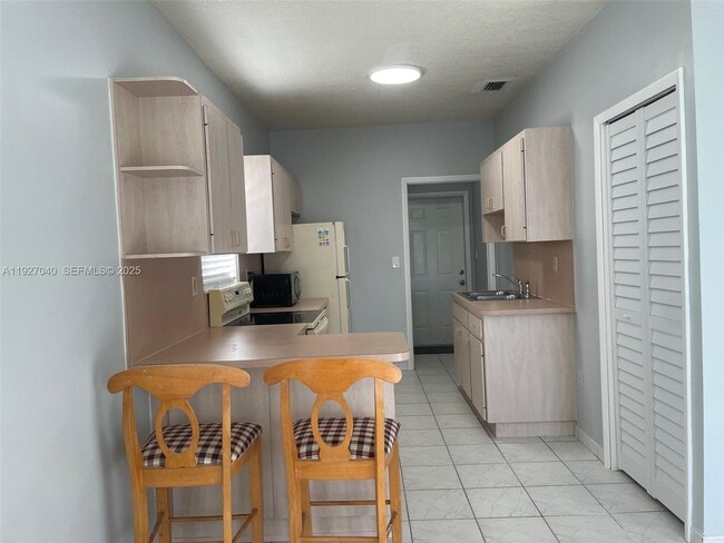 Photo - 13830 SW 73rd St