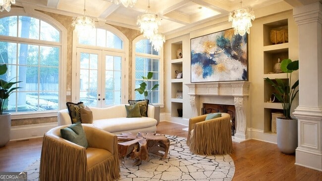 Photo - 453 Londonberry Rd NW