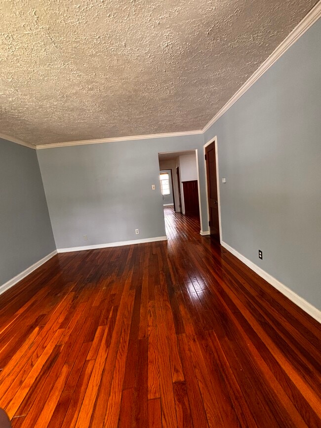 Photo - 360 Ross Ave Unit 360 Ross Ave APT B