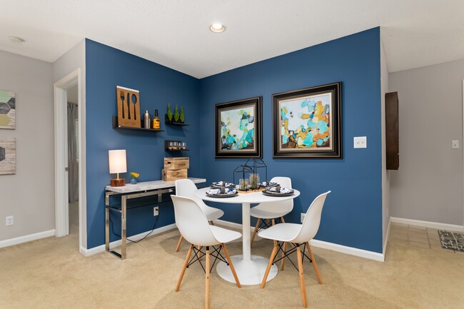 University Ridge Apartments