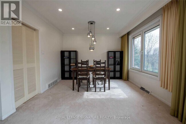 Photo - 28 Esther Lorrie Dr