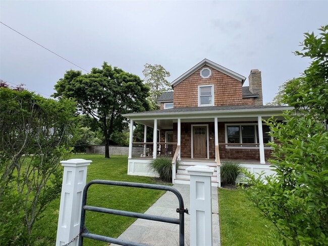 Photo - 7 Halsey Ave House