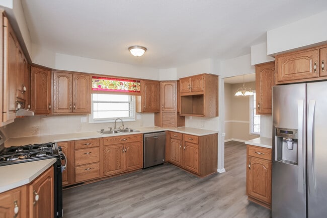 Photo - 3624 NE West Park Dr