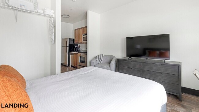 Photo - 1430 NW Pettygrove St Unit E411