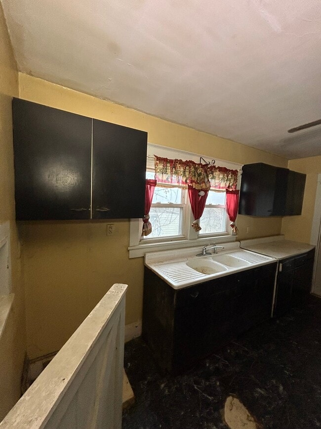 Photo - 606 Anderson St