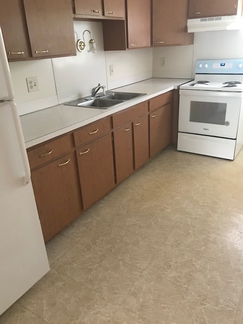 Photo - 26 Kenlee Gdns Unit 2L