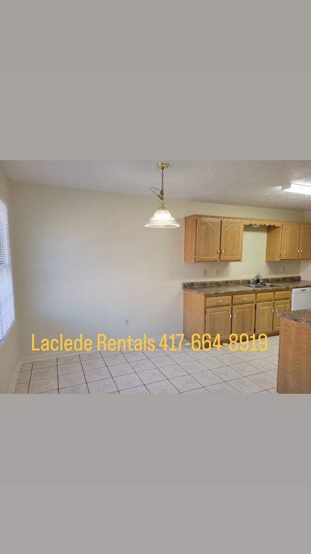 Photo - 1224 Pine St