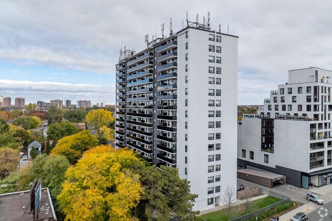 Building Photo - 1080 Kingston