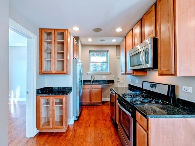Photo - 6146 N Ravenswood Ave Unit 3E