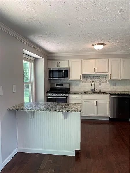 Photo - 3124 Haberlein Rd