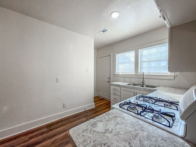 Photo - 1021 S 25th St