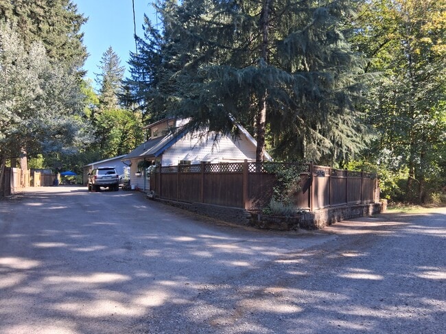 Building Photo - 28384 SE Broadleaf Rd Rental