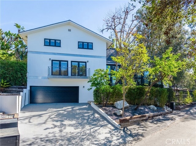 Photo - 9653 Oak Pass Rd