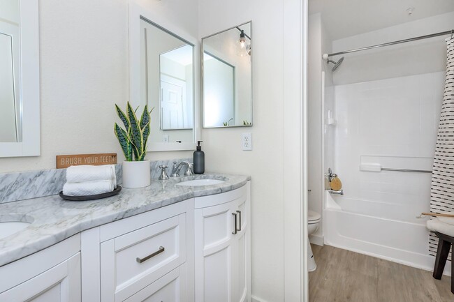 Bathroom - Ironwood Estates Apartments