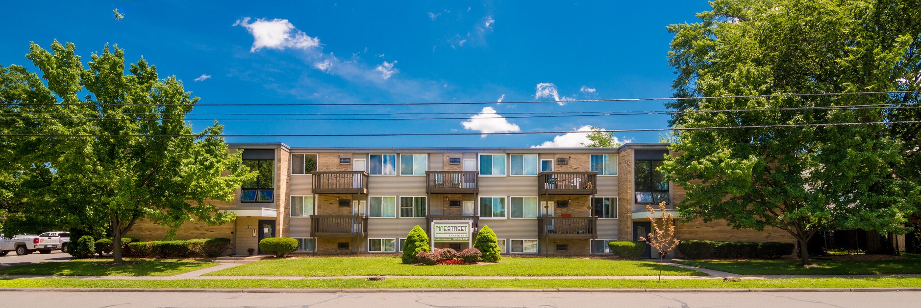 Photo - Pine Street Apartments