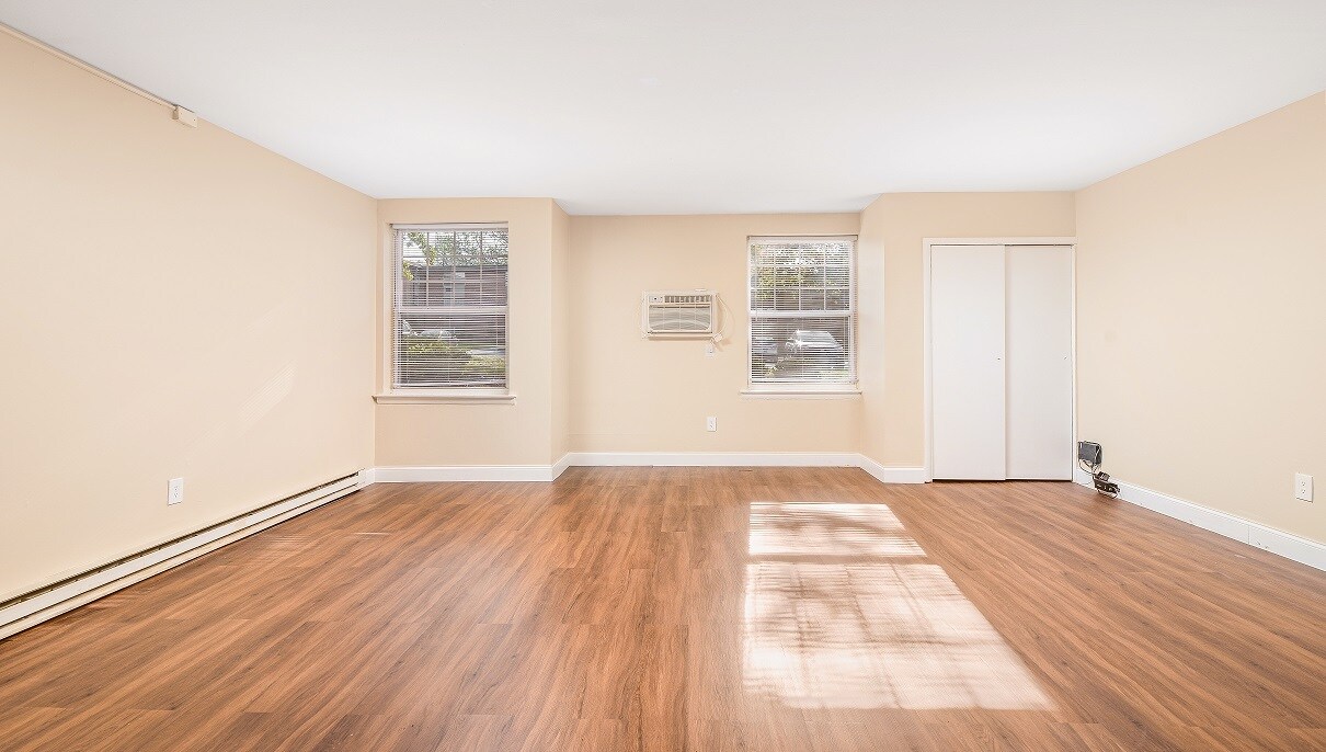 279 E Village Rd Condo Unit signal hill Condo for Rent in Holland, PA