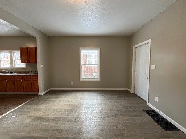 Photo - 418 Studebaker St