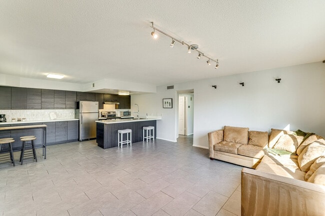 Building Photo - 1015 N Granite Reef Rd Unit ID1385588P