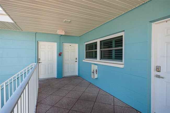 6000 2nd St E Unit 6