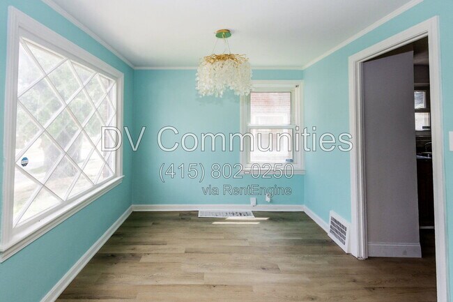 Photo - 18412 Waterbury Ave