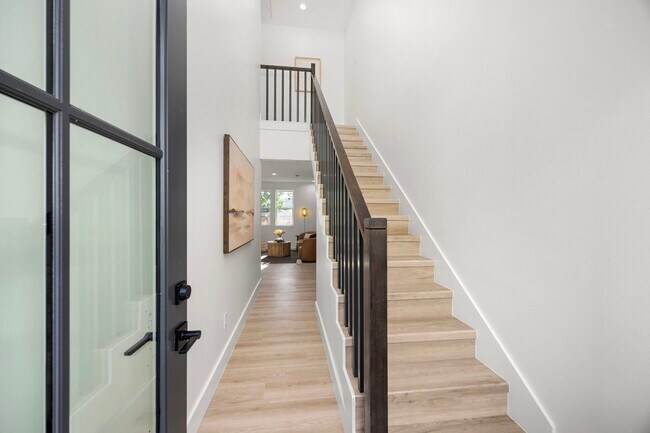 Photo - 4611 Dewberry St