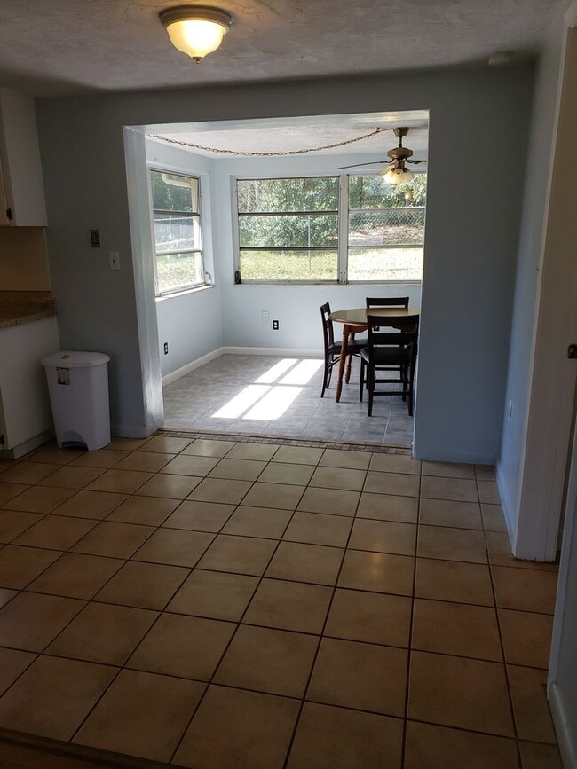 Photo - 2/1.5 in Beverly Hills!!!