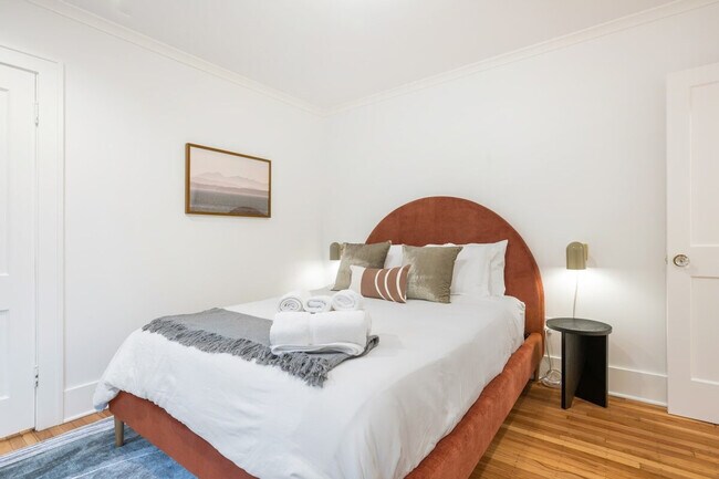 Photo - 2457 4th Ave W Unidad SI ID1035899P