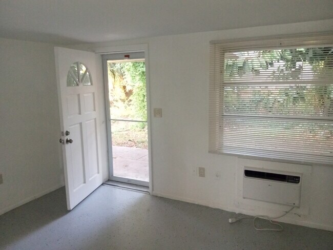 Photo - 521 Magnolia Ave Unidad C