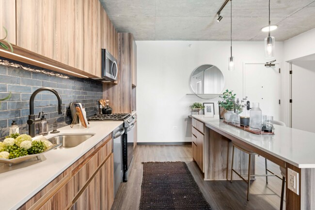 Photo - 140 N Ashland Ave