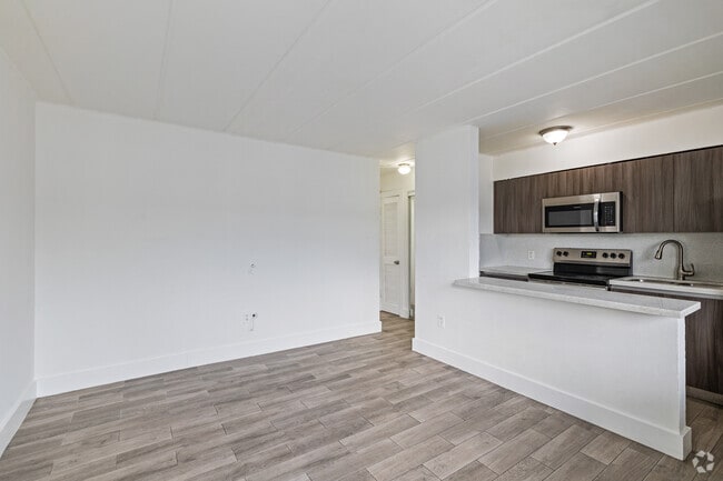 1 habitación, 1 baño - 734 NW 80th St