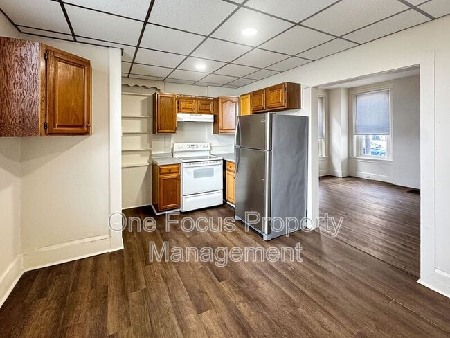 Photo - 108 N Broad St