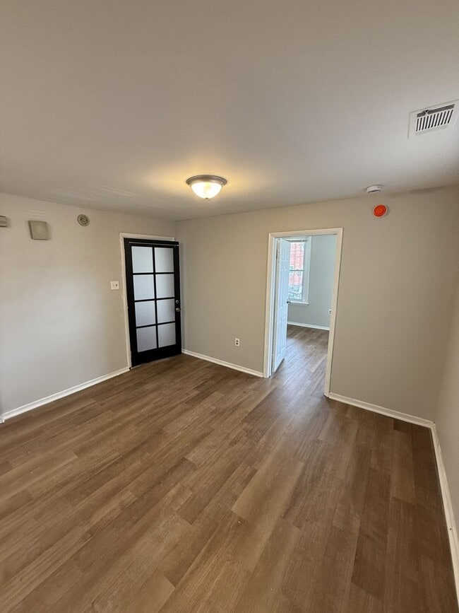 Photo - 336 W 8th St Unit Apt. A