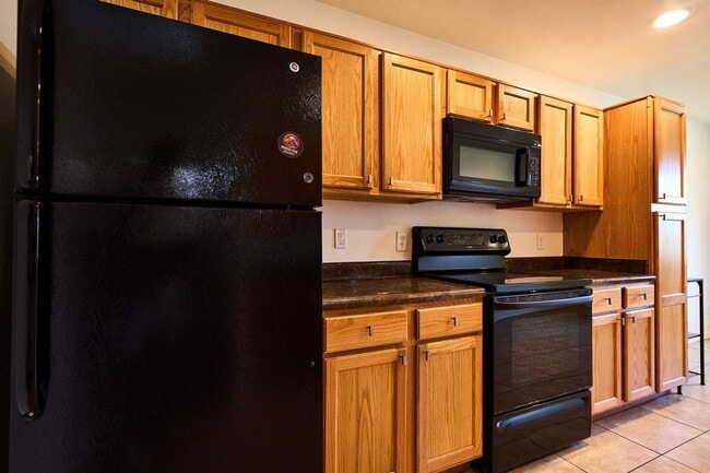 Eastside (Broadway and Wilmot) 3 bedroom, ... - Eastside (Broadway and Wilmot) 3 bedroom, ... House