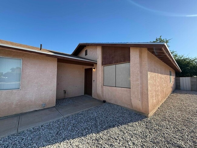 Photo - 1791 S 45th Dr