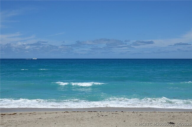 9940 S Ocean Dr Unit 809